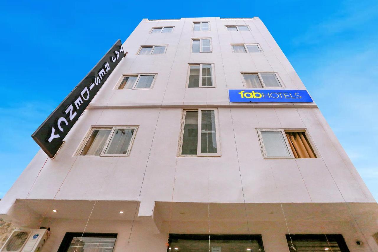 Hotel Fabexpress Taj Residency Near Yashobhoomi Convention Centre Delhi  Exterior foto