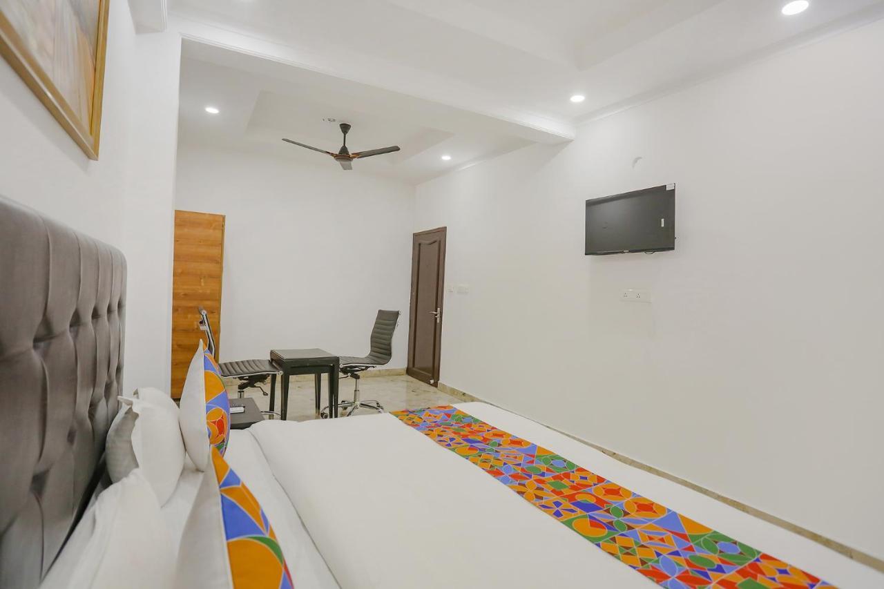 Hotel Fabexpress Taj Residency Near Yashobhoomi Convention Centre Delhi  Exterior foto